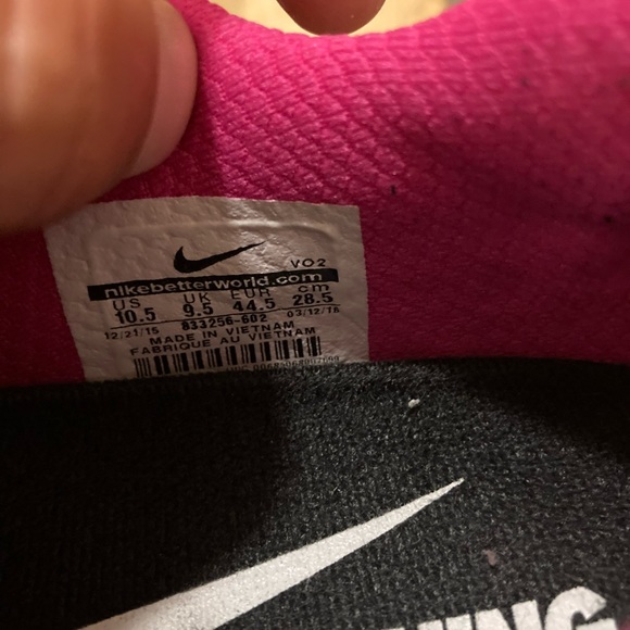 Nike Metcon 2 Flywire Training Sneakers - Pink! - Picture 5 of 7